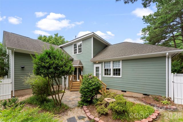 1348 Barnett Woods Crossing, Fort Mill, SC 29708
