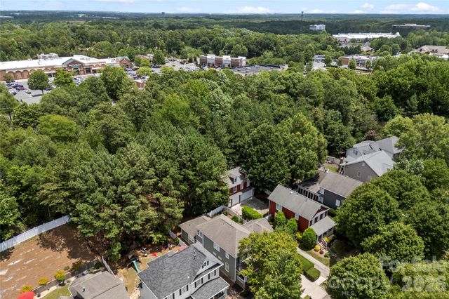 1348 Barnett Woods Crossing, Fort Mill, SC 29708