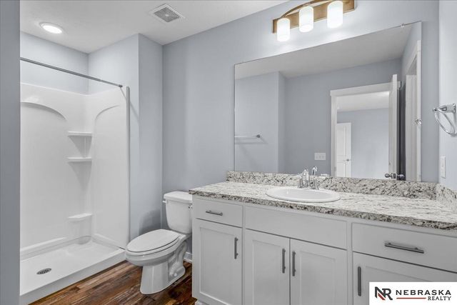 2025 Gindy Circle, Bellevue, NE 68147