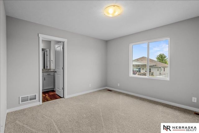 2025 Gindy Circle, Bellevue, NE 68147