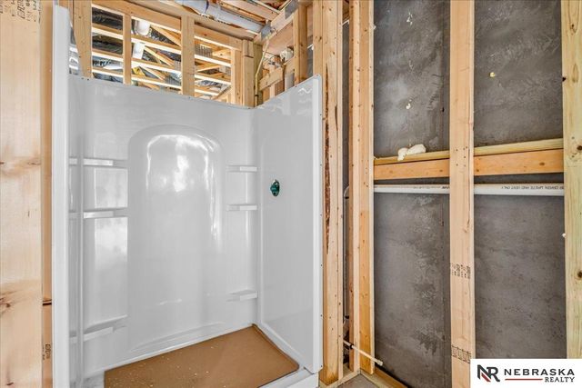 2025 Gindy Circle, Bellevue, NE 68147