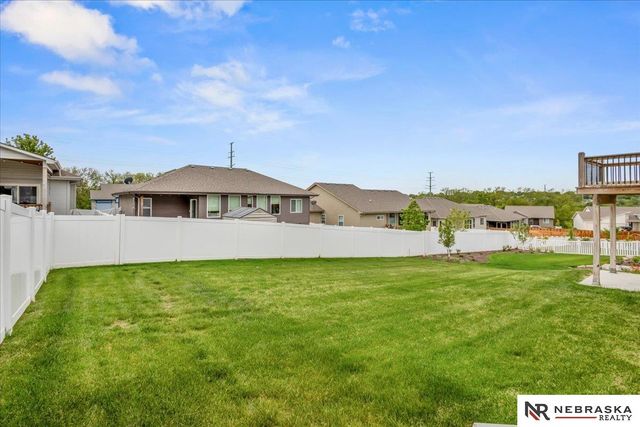 2025 Gindy Circle, Bellevue, NE 68147