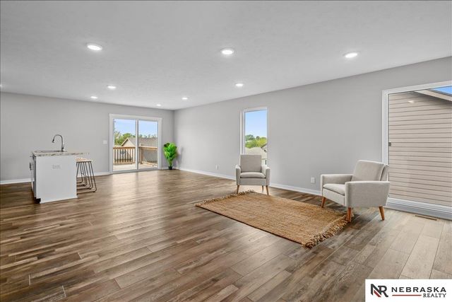 2025 Gindy Circle, Bellevue, NE 68147