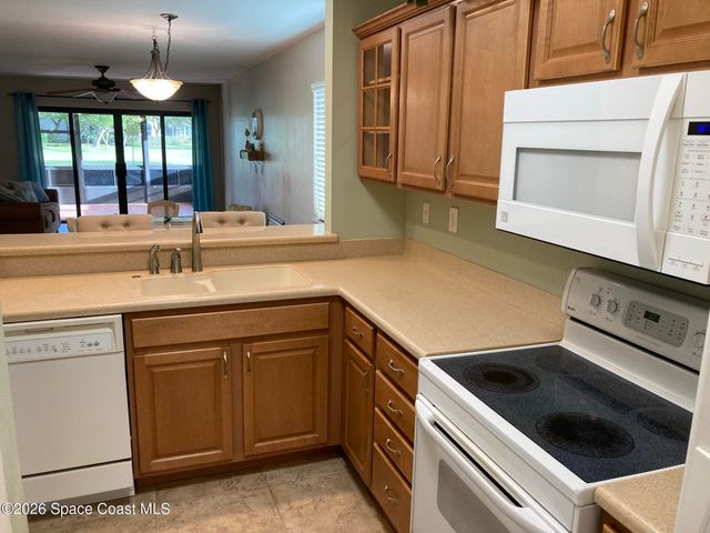 2 Country Club Road 27, Cocoa Beach, FL 32931