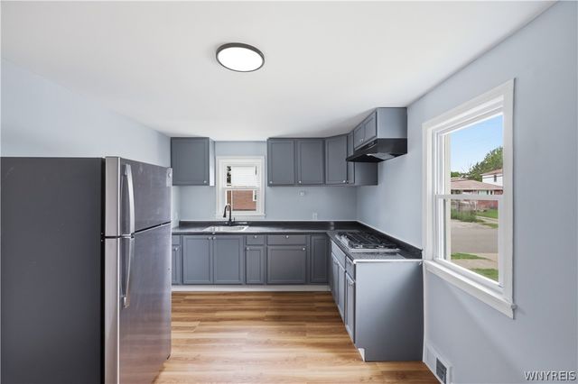 352 Davidson Avenue, Buffalo, NY 14215