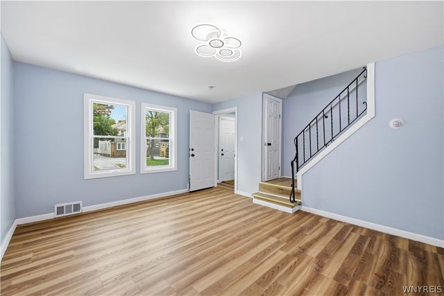352 Davidson Avenue, Buffalo, NY 14215