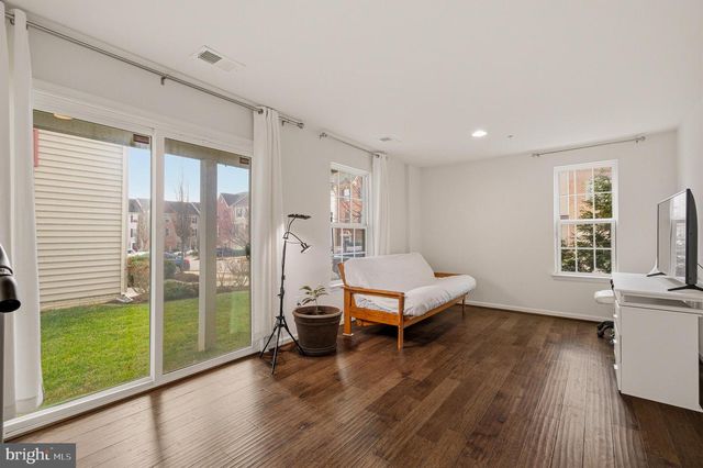 7300 SUMMIT ROCK RD, Elkridge, MD 21075