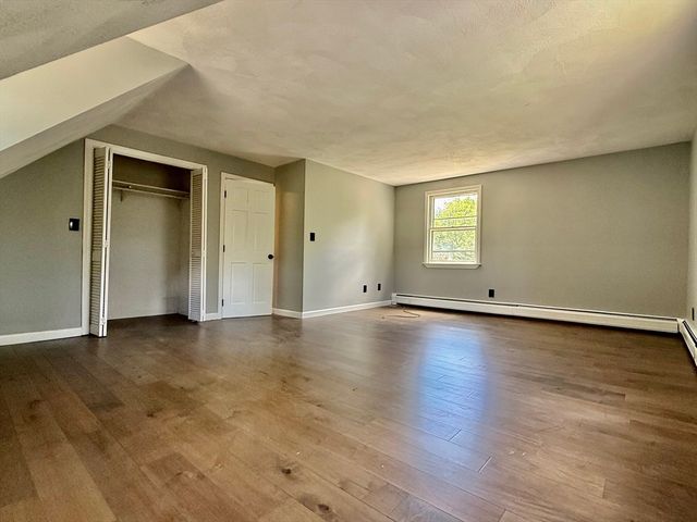14 Greenville St, Billerica, MA 01821