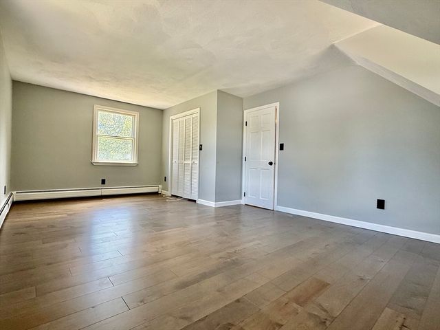 14 Greenville St, Billerica, MA 01821
