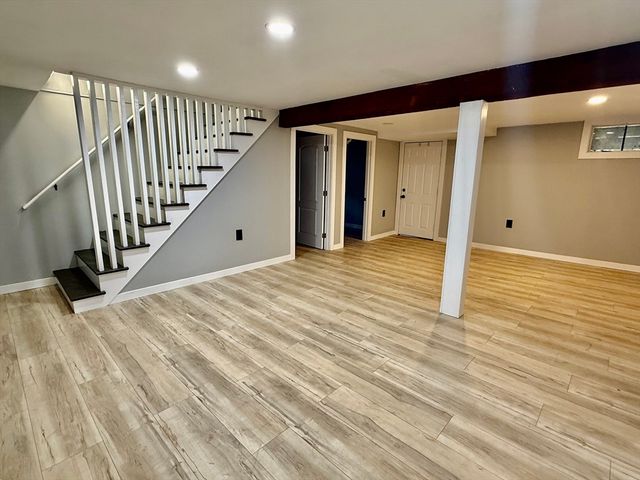 14 Greenville St, Billerica, MA 01821