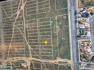 25th Pl East Vic Avenue # R8, Palmdale, CA 93550