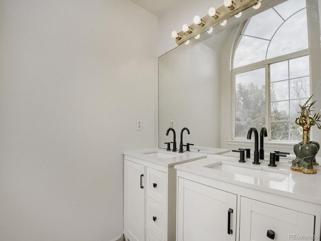 10805 E Jewell Ave, Aurora, CO 80012