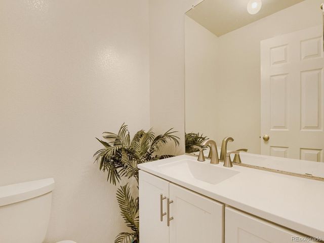10805 E Jewell Ave, Aurora, CO 80012