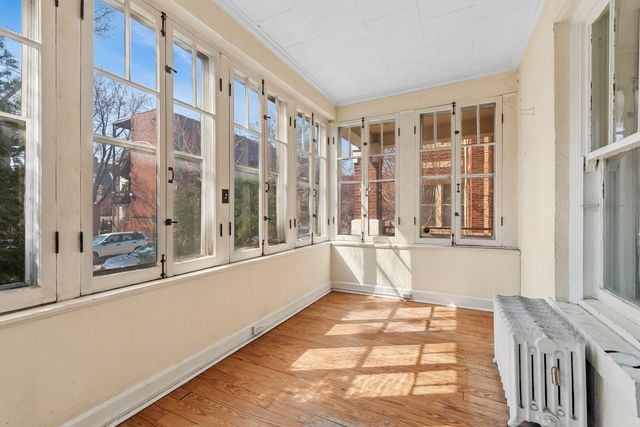 1242 W ELMDALE Avenue, Chicago, IL 60660