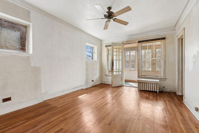 1242 W ELMDALE Avenue, Chicago, IL 60660