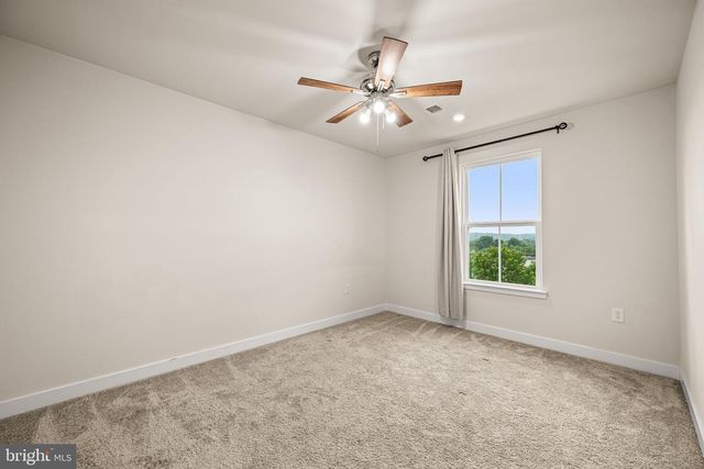 240 CHASE DR, Downingtown, PA 19335