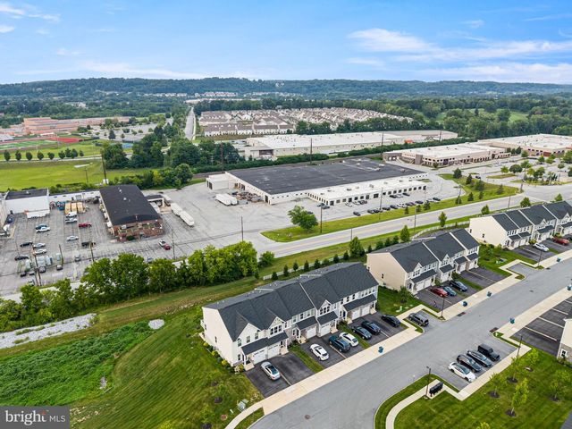 240 CHASE DR, Downingtown, PA 19335