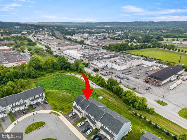 240 CHASE DR, Downingtown, PA 19335