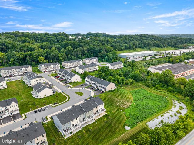 240 CHASE DR, Downingtown, PA 19335