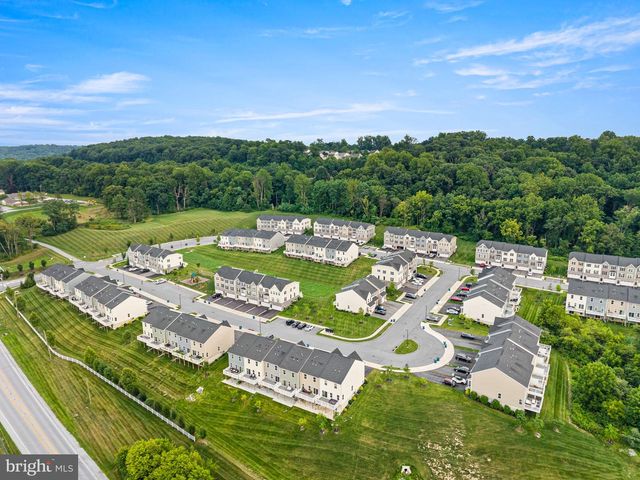 240 CHASE DR, Downingtown, PA 19335