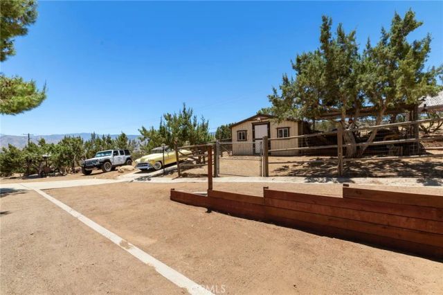 33923 53rd St W, Acton, CA 93510