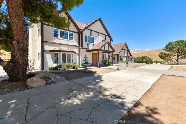 33923 53rd St W, Acton, CA 93510