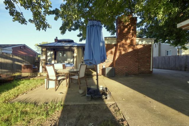 25015 Wagner Avenue, Warren, MI 48089