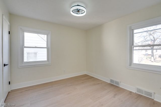 4455 W 56th Street, Cleveland, OH 44144