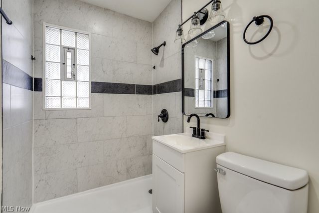 4455 W 56th Street, Cleveland, OH 44144