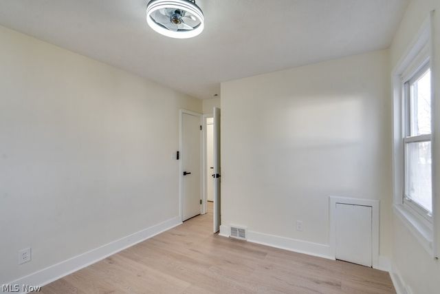 4455 W 56th Street, Cleveland, OH 44144