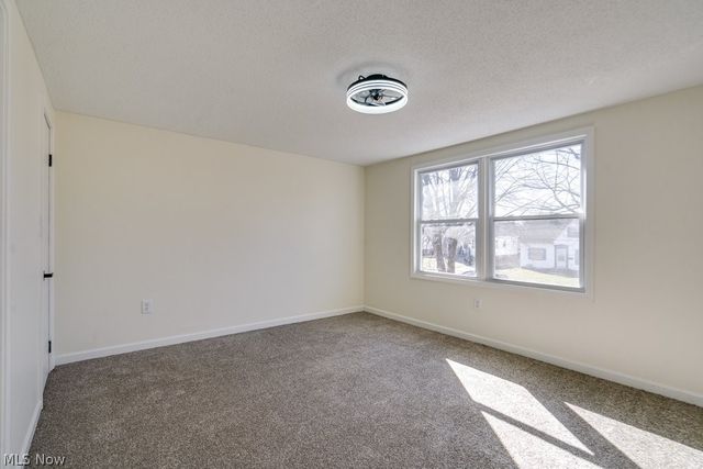 4455 W 56th Street, Cleveland, OH 44144