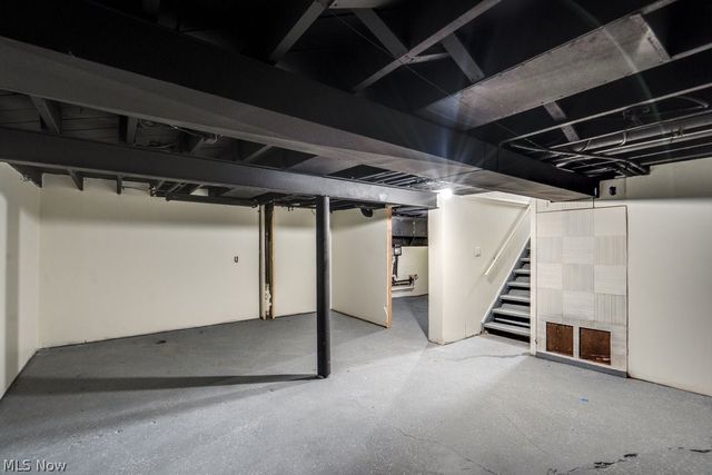 4455 W 56th Street, Cleveland, OH 44144