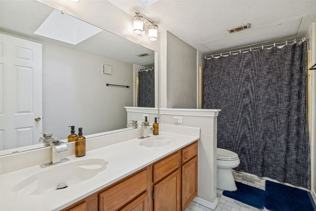 9910 Royal Lane 505, Dallas, TX 75231