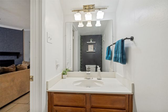 9910 Royal Lane 505, Dallas, TX 75231