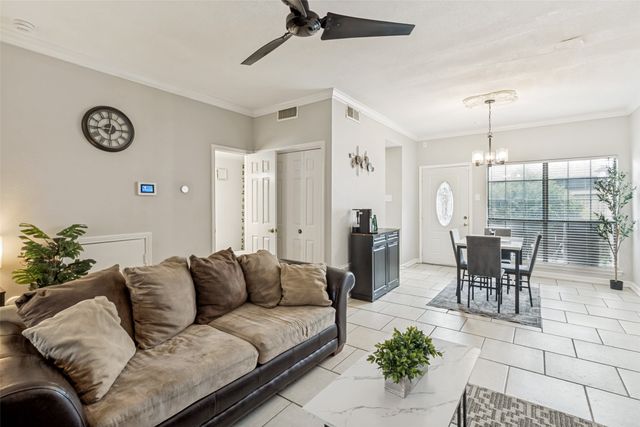 9910 Royal Lane 505, Dallas, TX 75231