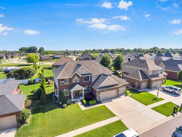 26574 Bronx Drive, Chesterfield, MI 48051