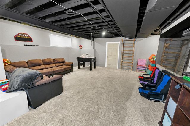 26574 Bronx Drive, Chesterfield, MI 48051