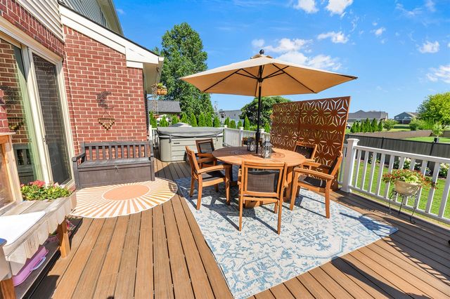 26574 Bronx Drive, Chesterfield, MI 48051