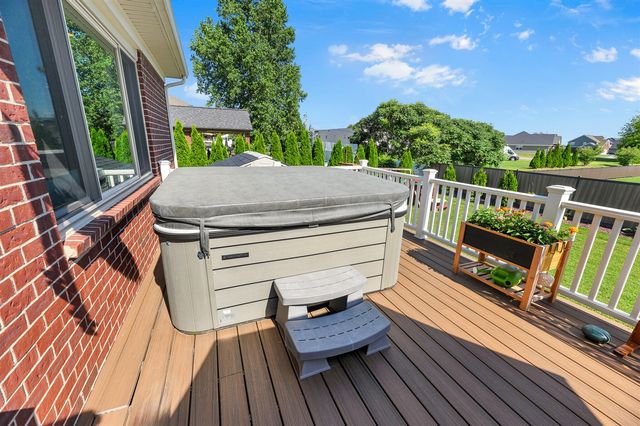 26574 Bronx Drive, Chesterfield, MI 48051