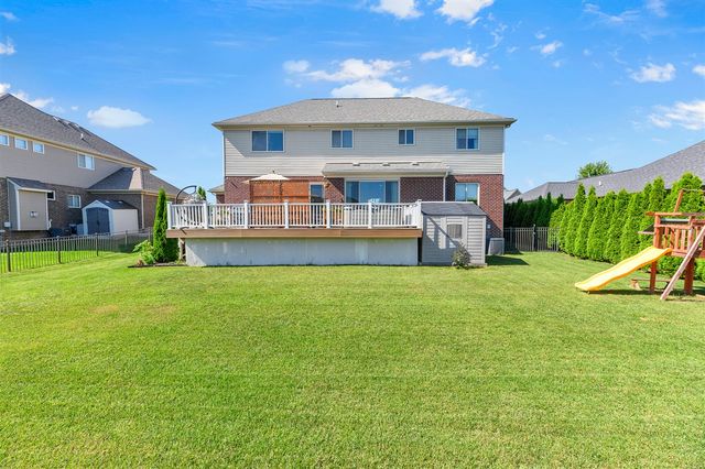 26574 Bronx Drive, Chesterfield, MI 48051
