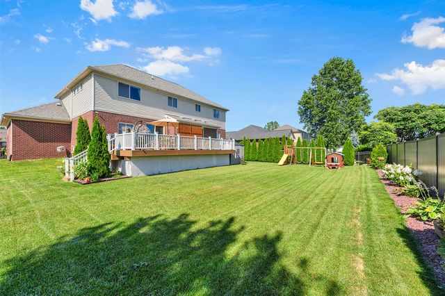26574 Bronx Drive, Chesterfield, MI 48051