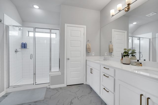 128 Arrow Wood Road, Waxahachie, TX 75165