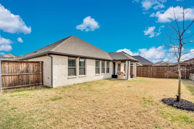 128 Arrow Wood Road, Waxahachie, TX 75165
