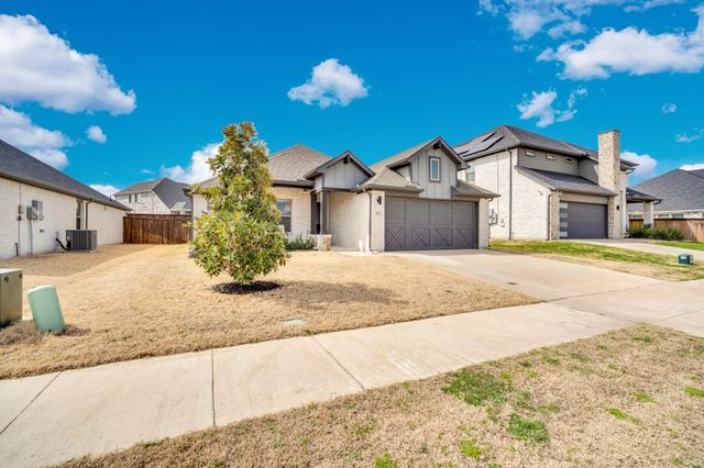 128 Arrow Wood Road, Waxahachie, TX 75165