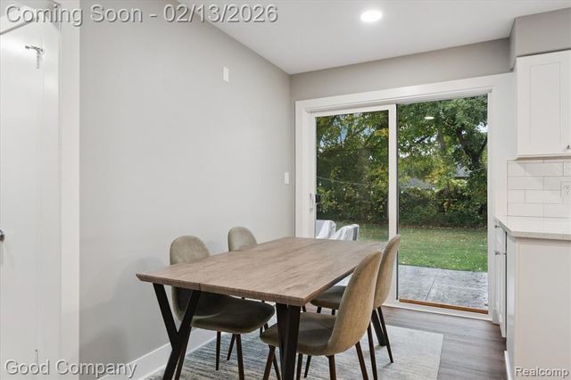 22440 Hawthorne Street, Farmington, MI 48336