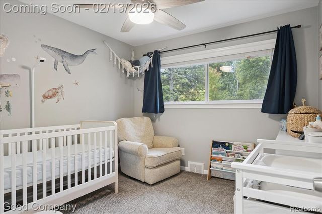 22440 Hawthorne Street, Farmington, MI 48336