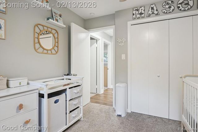 22440 Hawthorne Street, Farmington, MI 48336