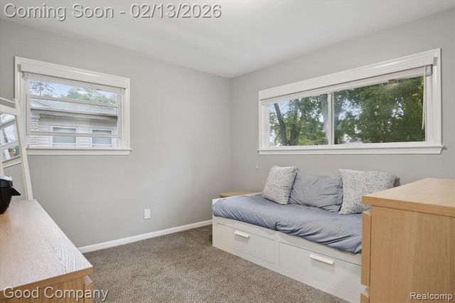 22440 Hawthorne Street, Farmington, MI 48336