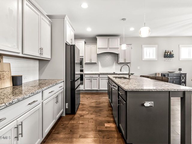2516 Glade Mill Court, Fuquay Varina, NC 27526
