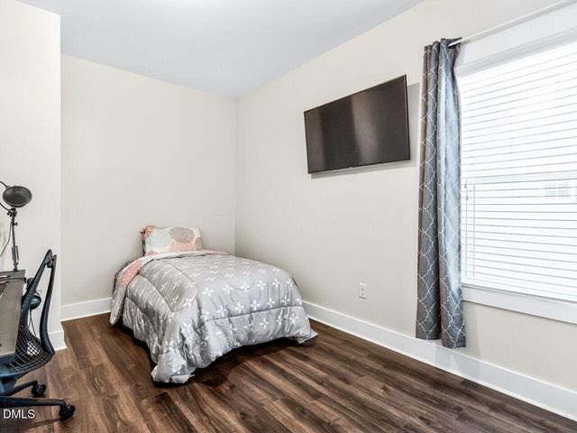 2516 Glade Mill Court, Fuquay Varina, NC 27526